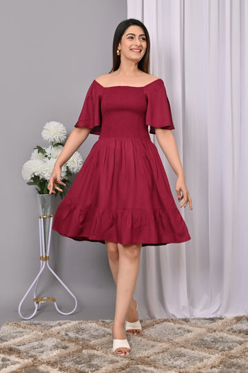 Elegant Off-Shoulder Smocked Dress – Chic & Flowy Midi