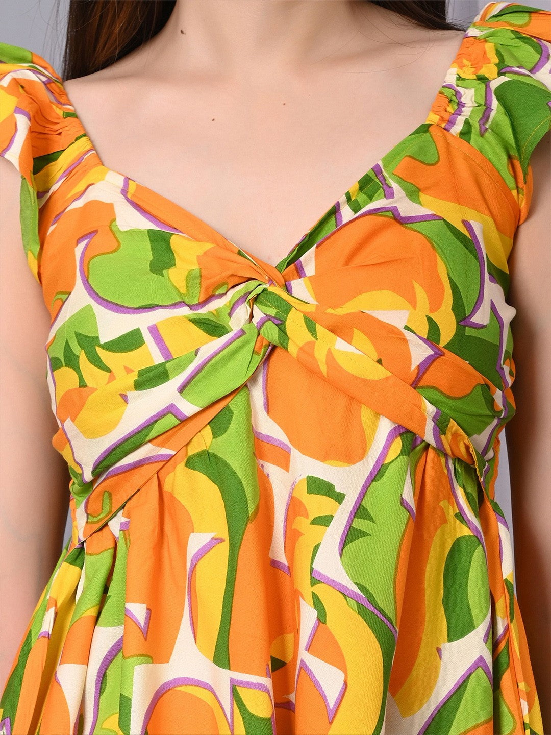 Abstract Printed V-Neck Twisted Longline Top