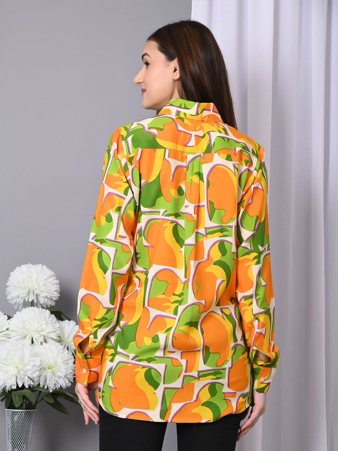 Women Abstract Printed Spread Collar Casual Shirt