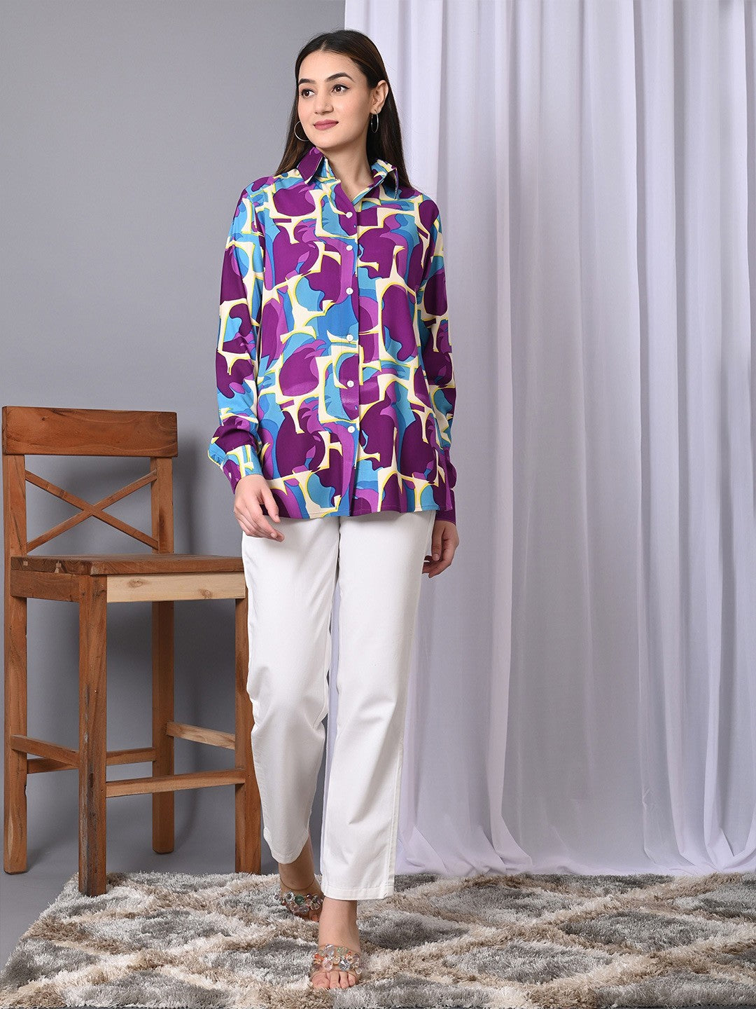 Women Abstract Printed Spread Collar Casual Shirt