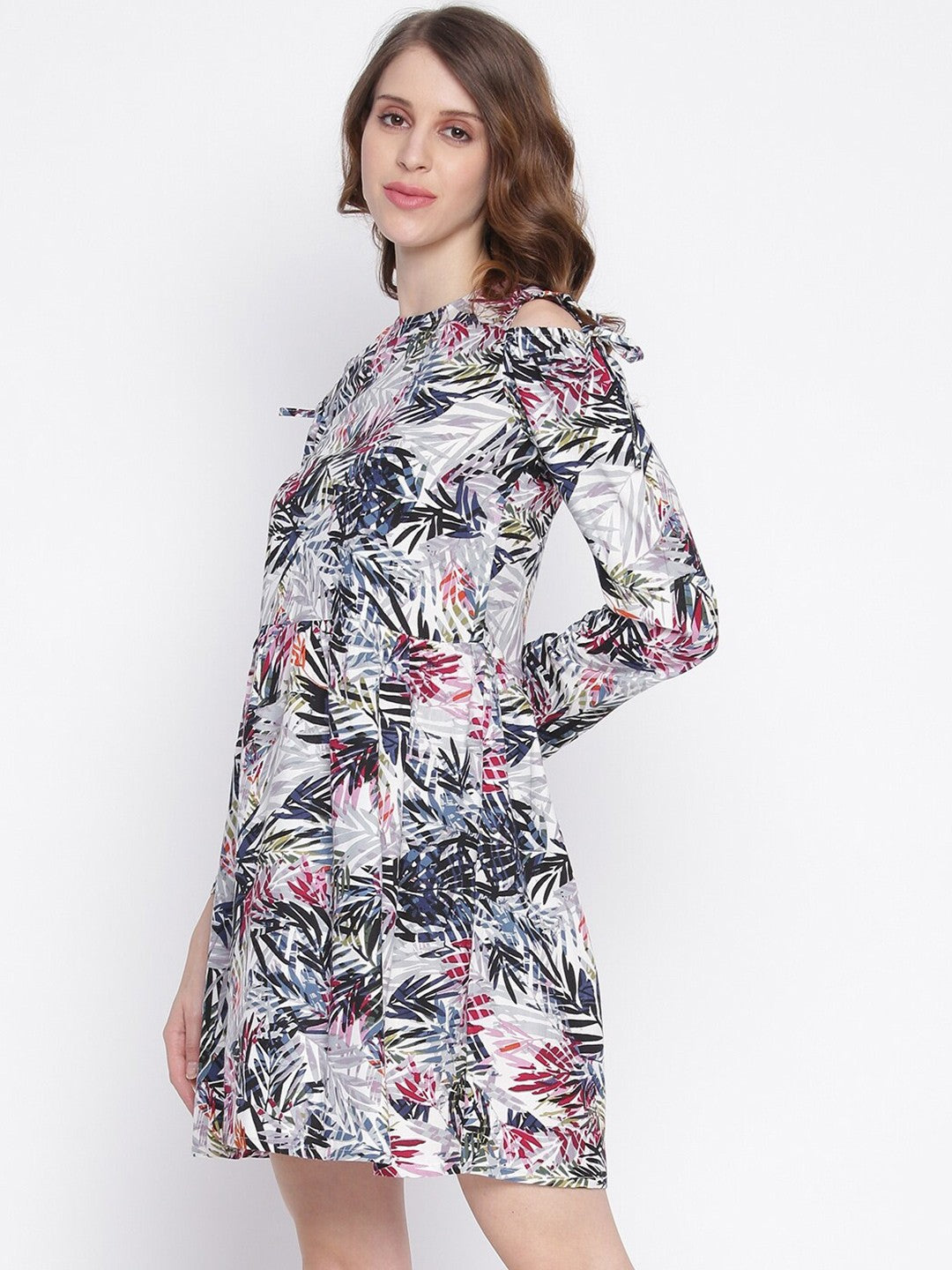 Women White & Navy Blue Tropical Printed Fit & Flare Dress
