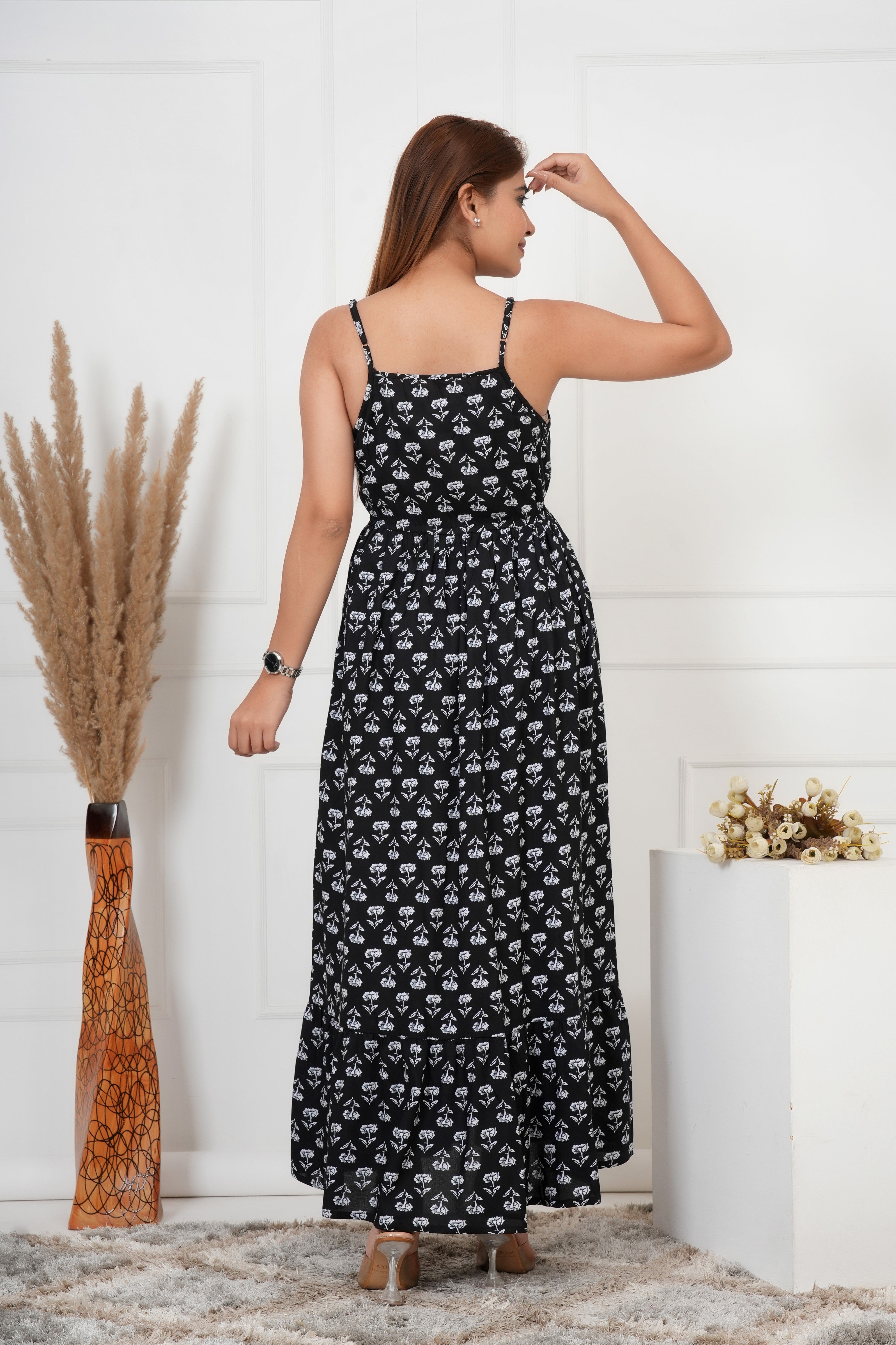 IQRAAR Floral Maxi Dress Black