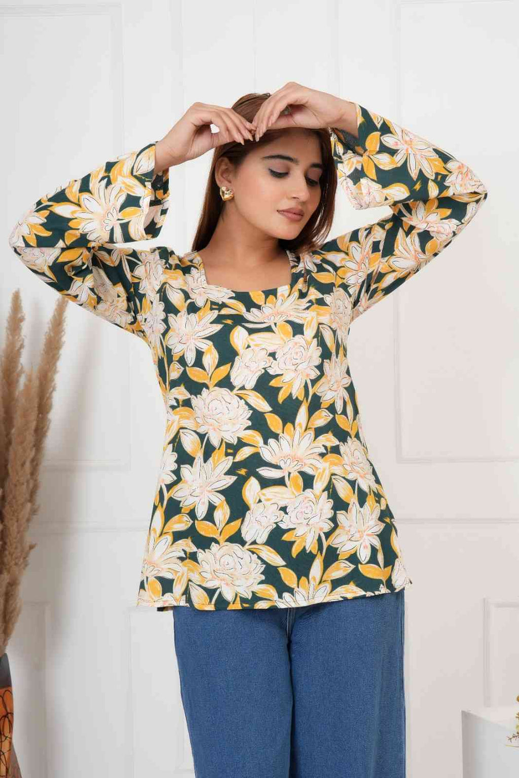 IQRAAR Floral Print Kurti Style GREEN Tops