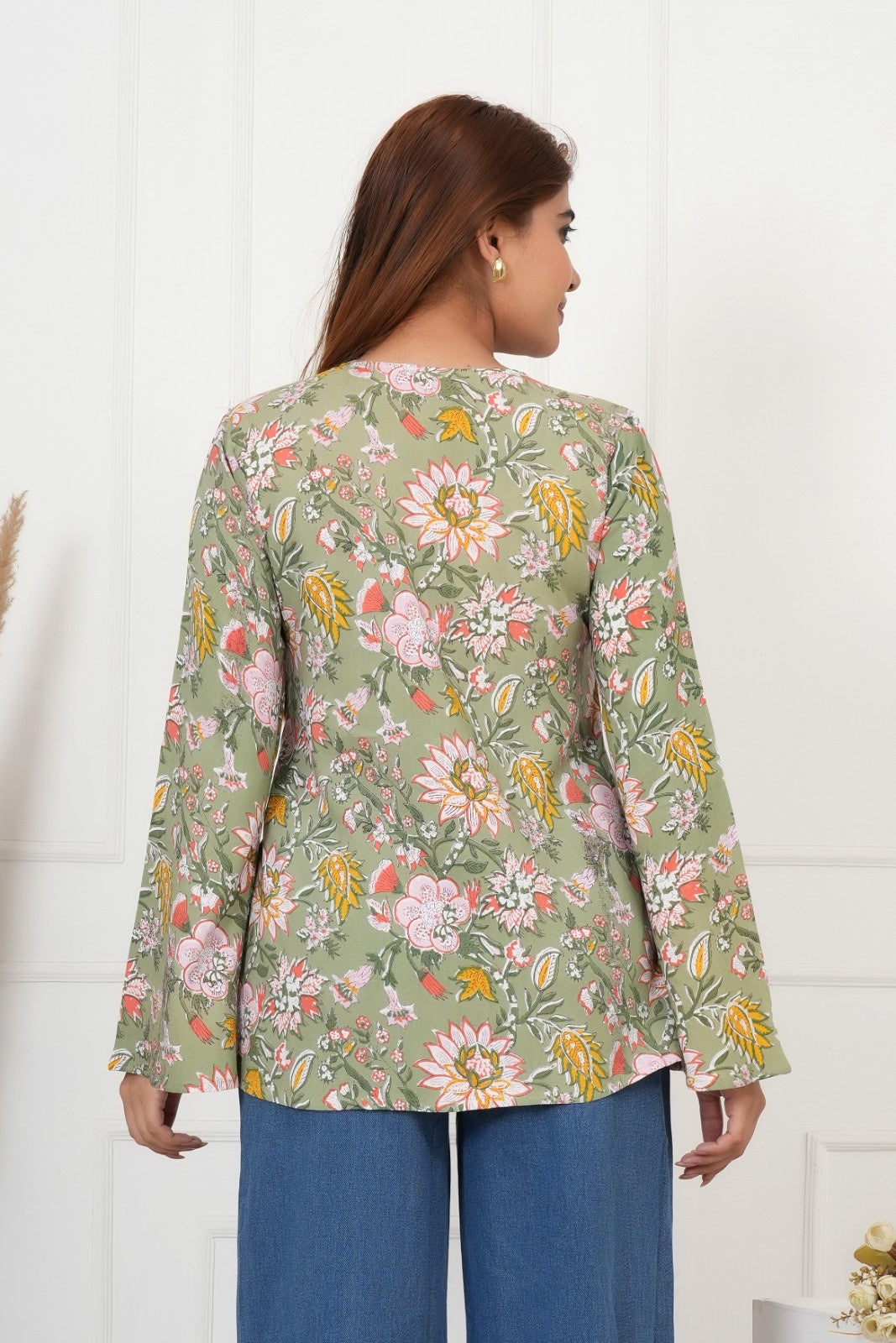 IQRAAR Floral Print Kurti Style PISTA Tops