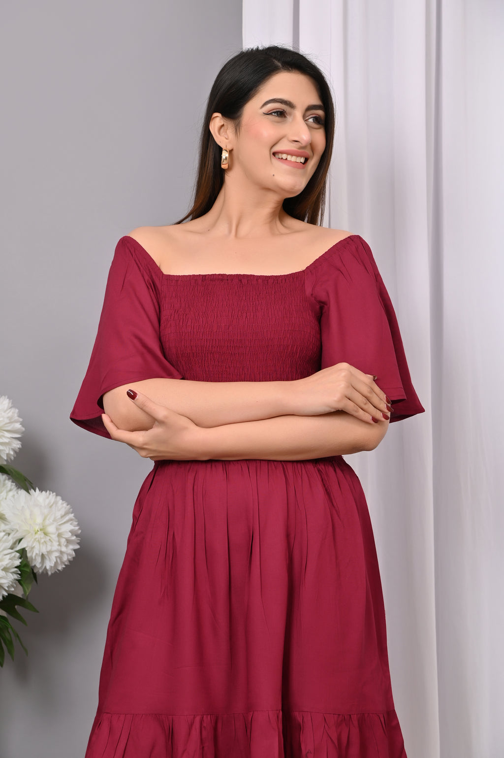 Elegant Off-Shoulder Smocked Dress – Chic & Flowy Midi