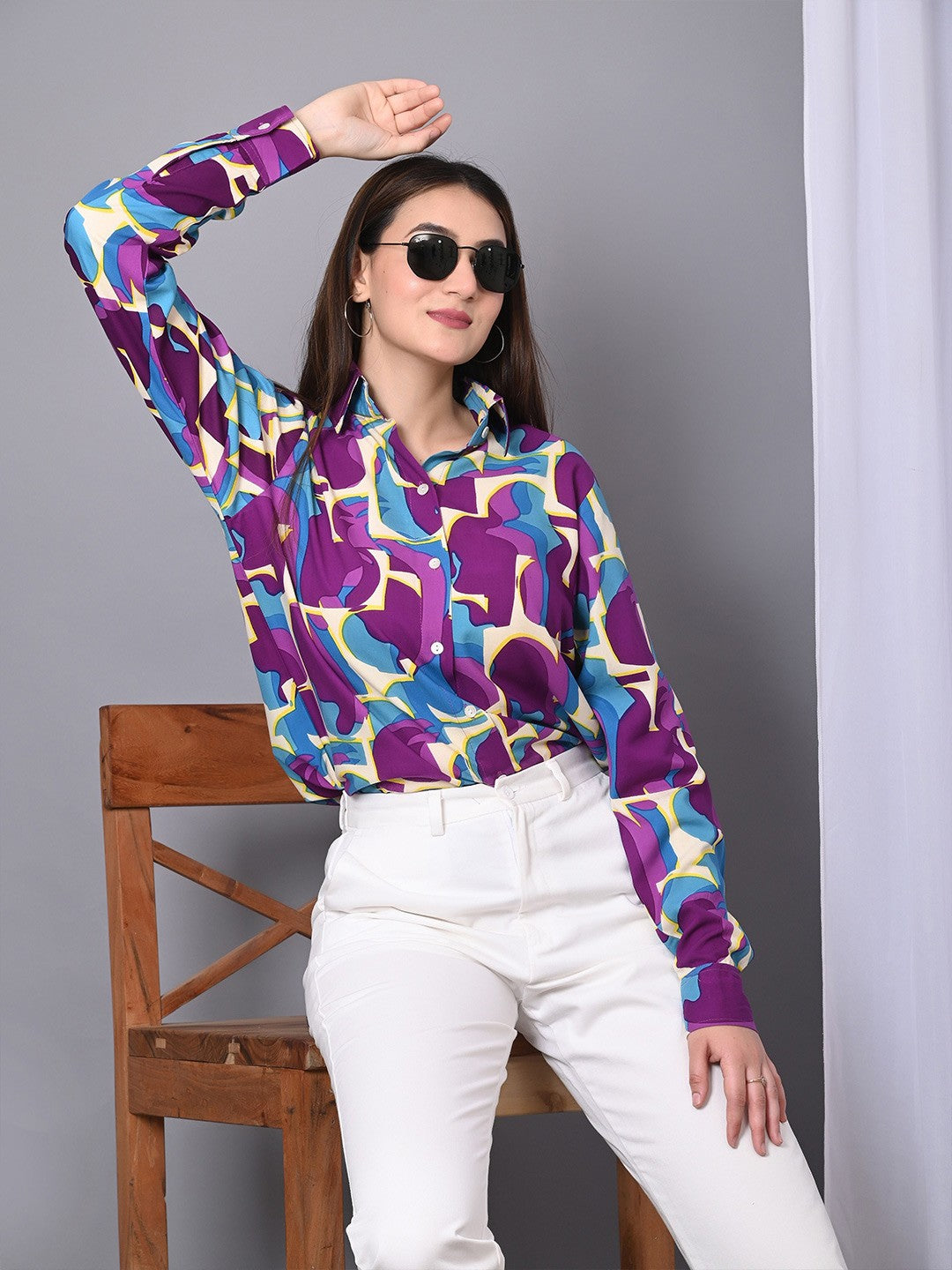 Women Abstract Printed Spread Collar Casual Shirt
